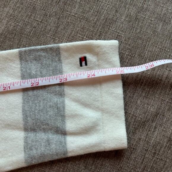 VTG Tommy Hilfiger Minimalist Preppy Casual Neutral Stripe V Neck Sweater Medium - Picture 7 of 10